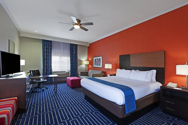 Images Holiday Inn Express & Suites Houston East by IHG