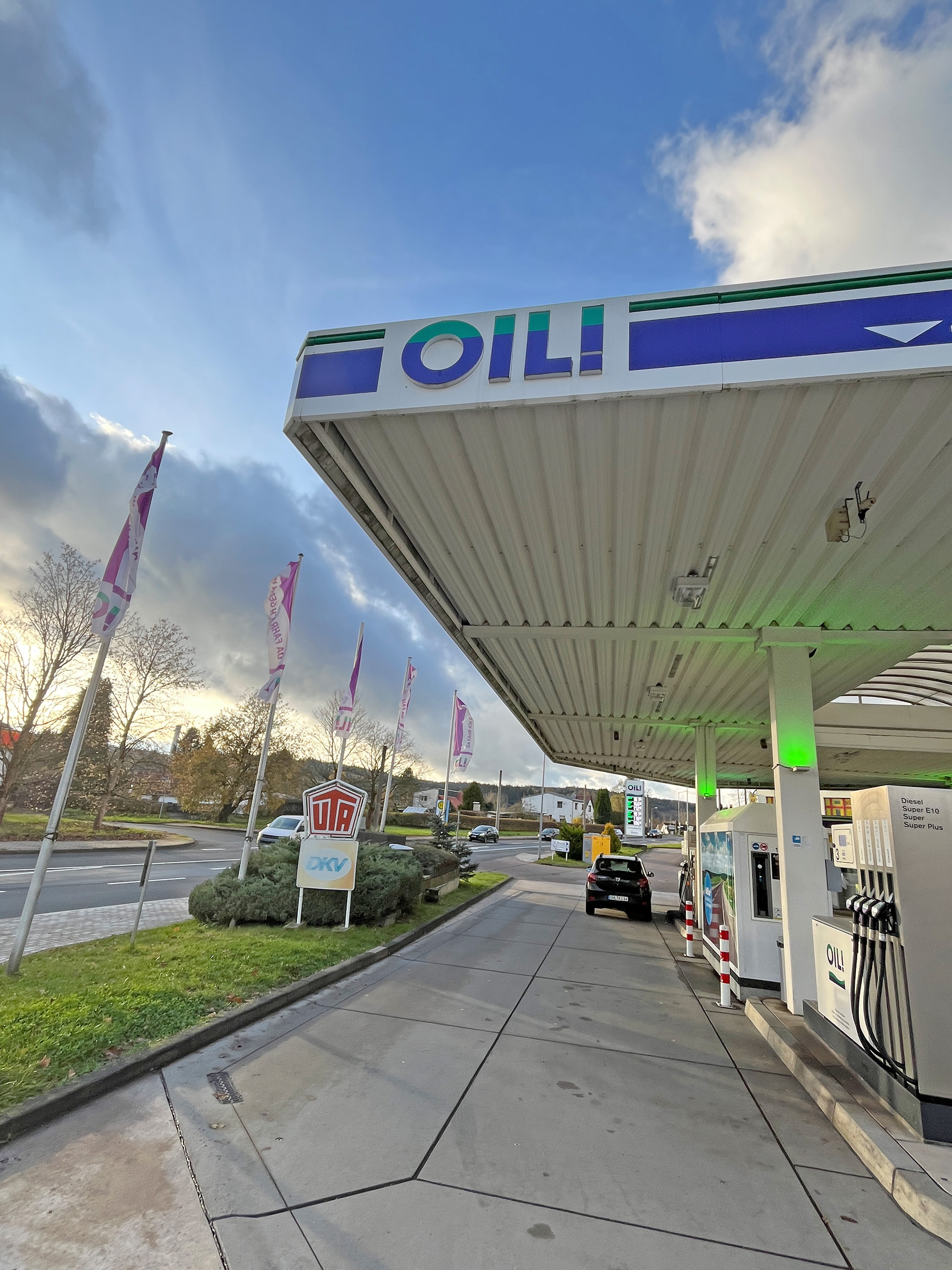OIL! Tankstelle, Große Beerbergstraße 12 in Suhl