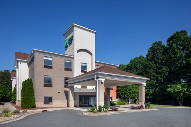 Images Holiday Inn Express & Suites Albemarle by IHG