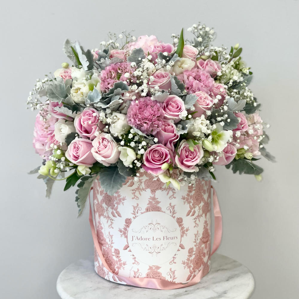 Dainty Pink
SKU: JLF004362
Embrace the allure of dainty pink blossoms, and let this masterpiece bring a touch of opulence to your world. Elevate your surroundings with the essence of sophistication with the Dainty Pink arrangement.
