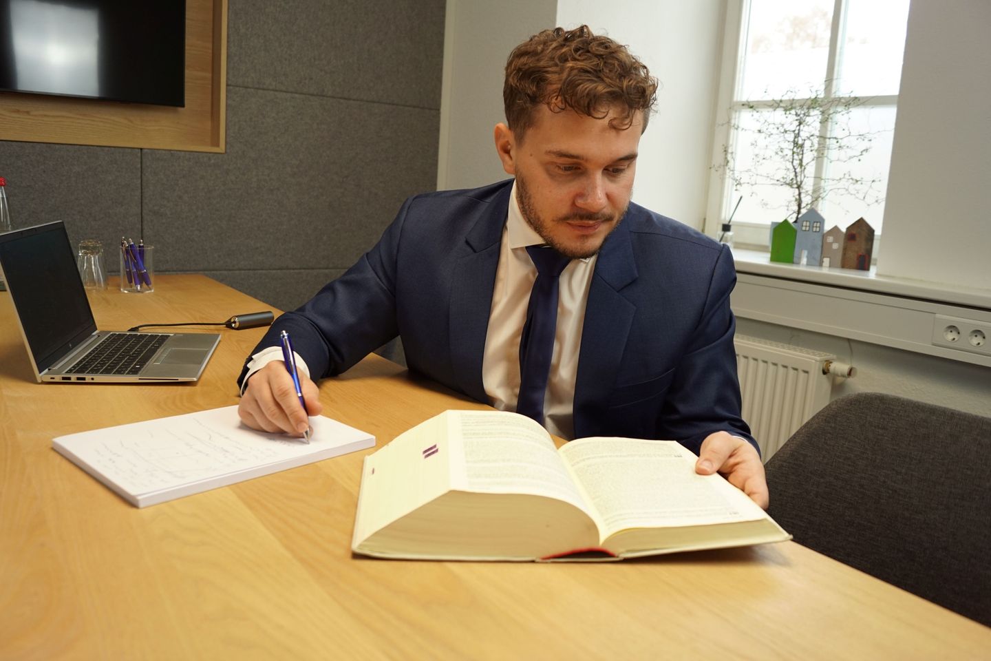 Rechtsanwalt Tim Pfaff, Keuperweg 6 in Ellwangen (Jagst)