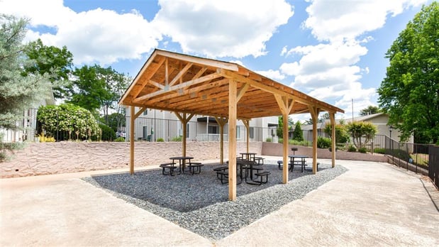 Images Vue on Medlock