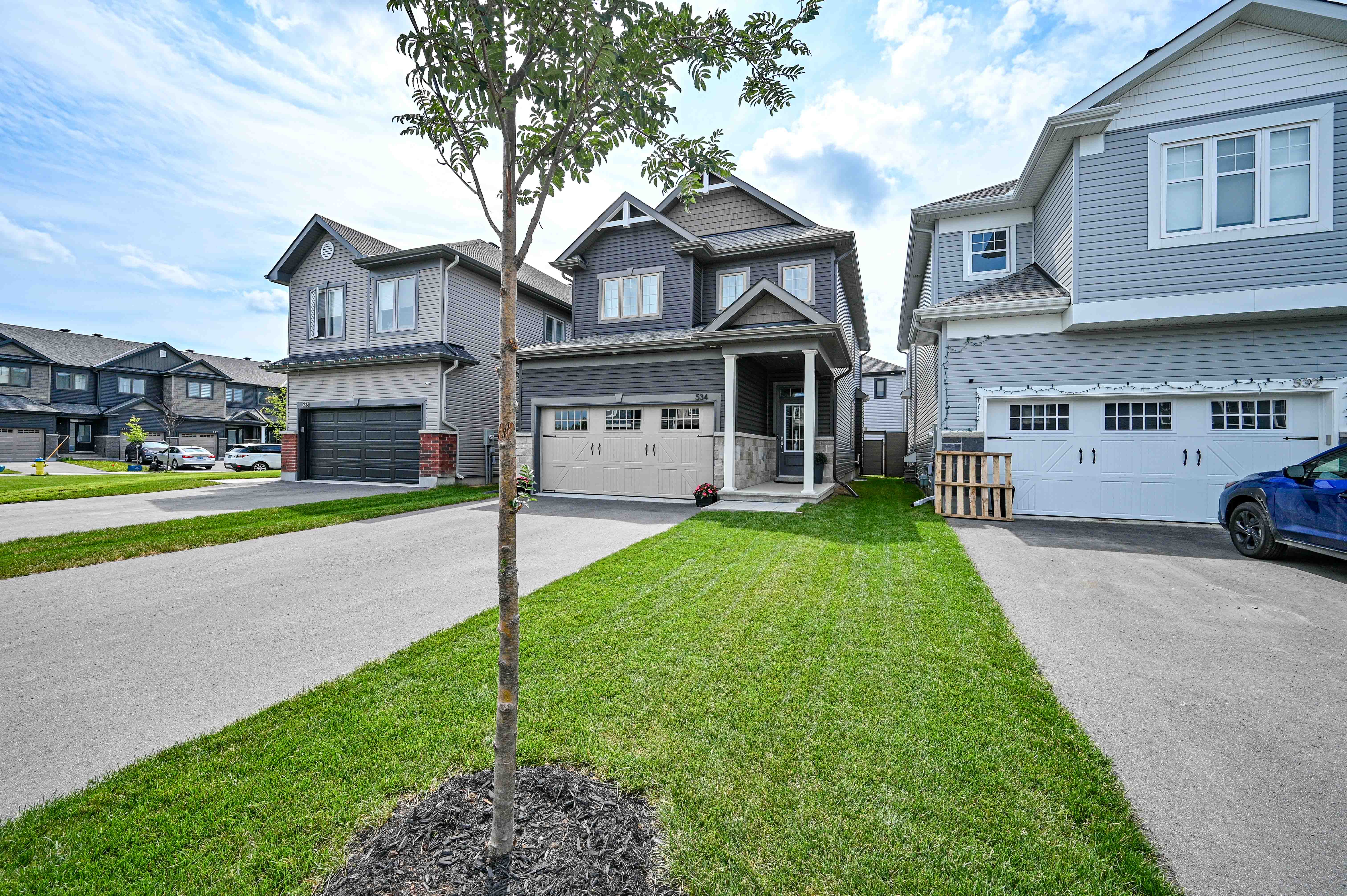Images Leif Olson - Ottawa Real Estate Agent - Hamre Team RE/MAX Affiliates