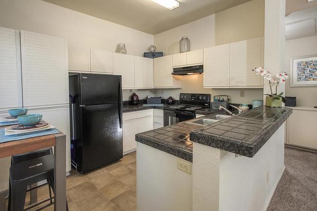 Images Autumn Oaks Apartments