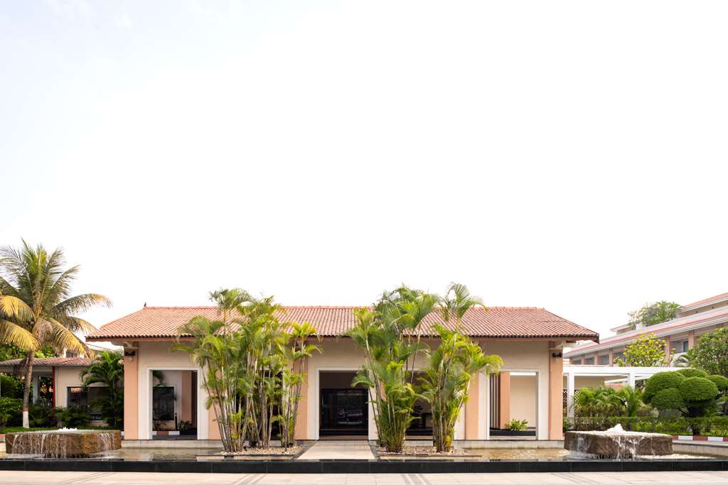 Radisson Blu Resort & Spa, Alibaug - Closed