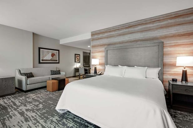 Images Embassy Suites by Hilton Jonesboro Red Wolf Convention Center