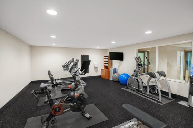 Images Holiday Inn Express & Suites Hayward by IHG