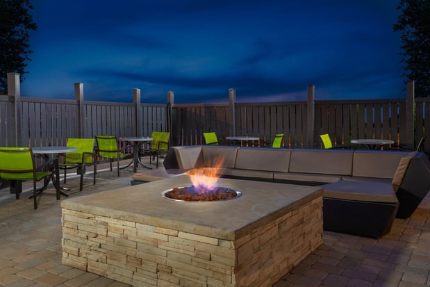 Images Holiday Inn Express & Suites Columbus Airport East by IHG