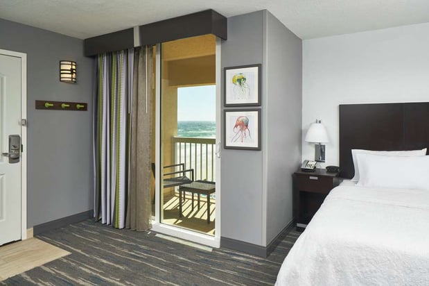 Images Hampton Inn Daytona Beach/Beachfront