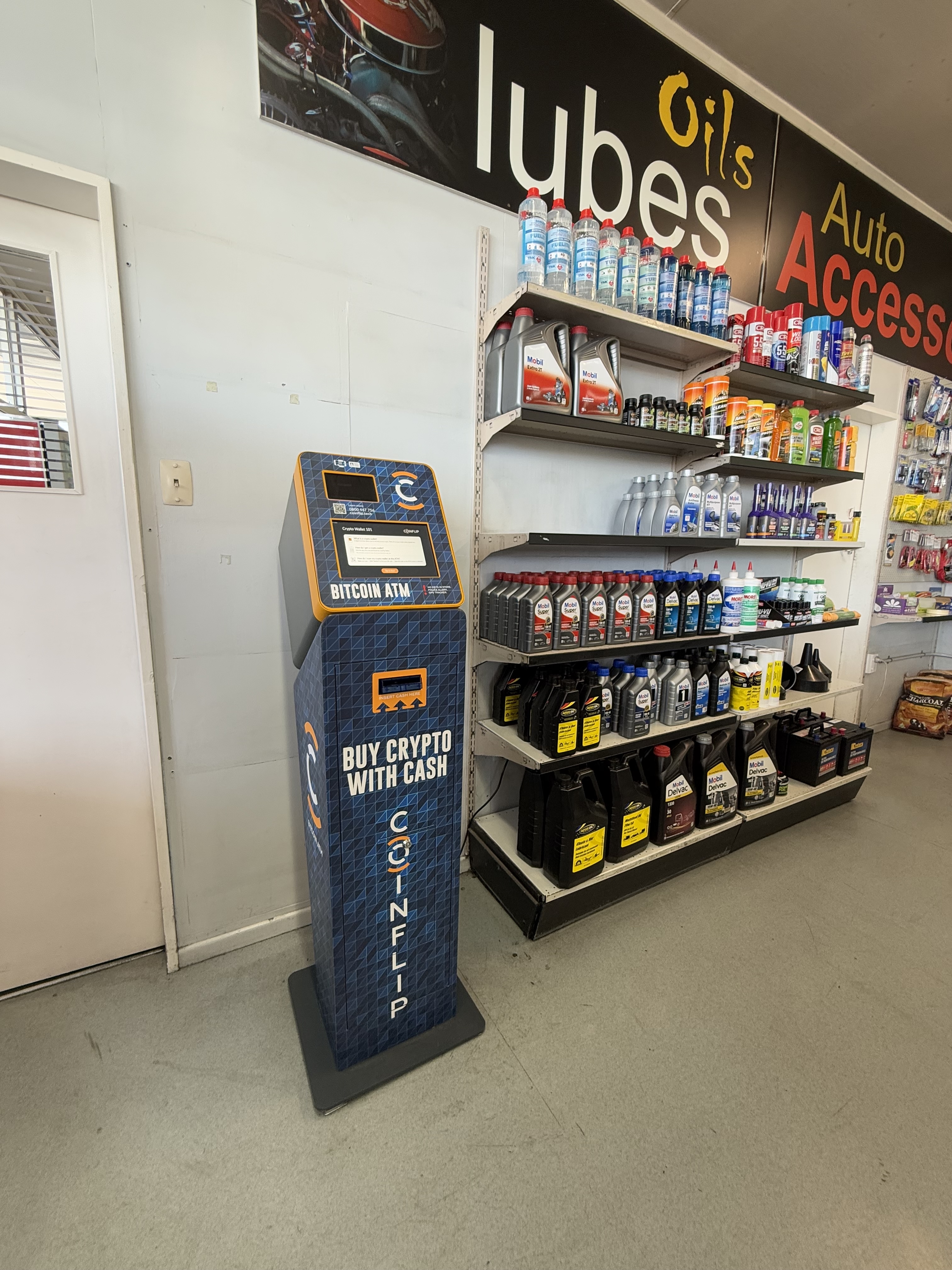 Images CoinFlip Bitcoin ATM - Mobil Carterton (Carterton)