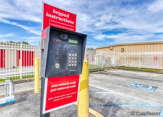 Images CubeSmart Self Storage