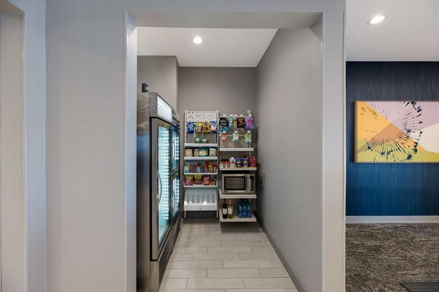 Images Spark by Hilton Midland South