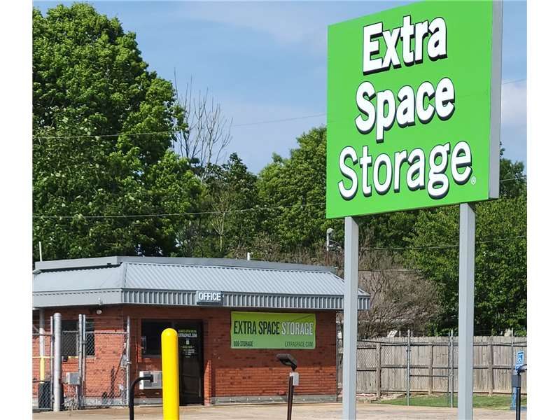 Alternate Beauty Image - Extra Space Storage at 2124 Charles Bryan Rd, Memphis, TN 38133