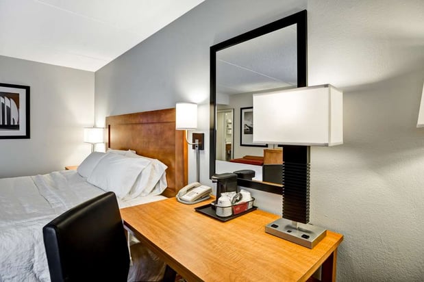 Images Hampton Inn Norfolk-Naval Base