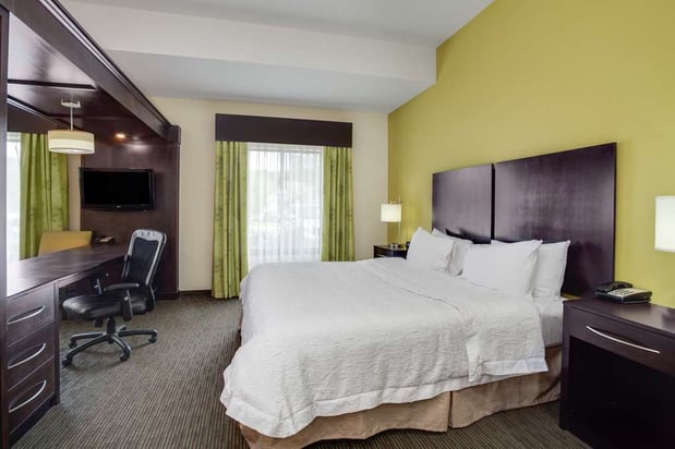 Images Hampton Inn Ozark