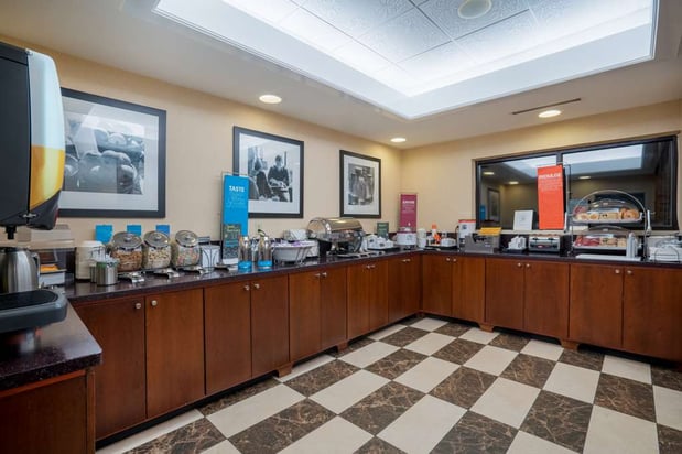 Images Hampton Inn Frostburg