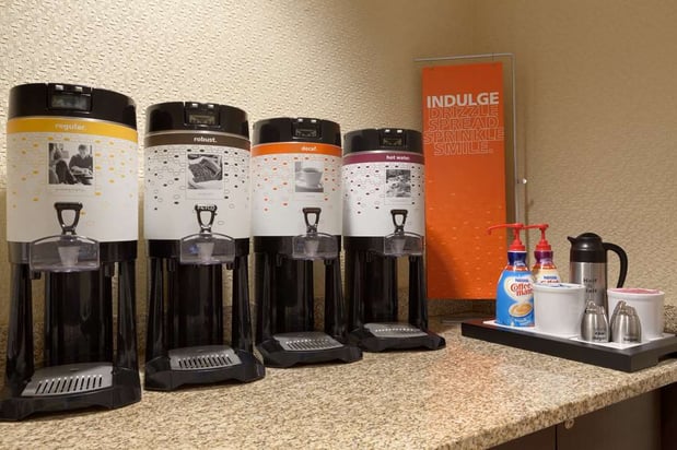 Images Hampton Inn & Suites Hartford/East Hartford