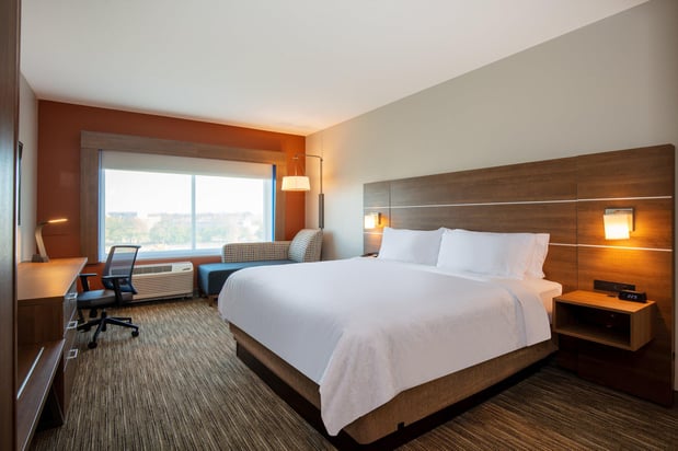 Images Holiday Inn Express & Suites Beloit by IHG