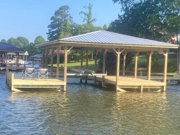 Images Lake Greenwood Docks & Seawalls