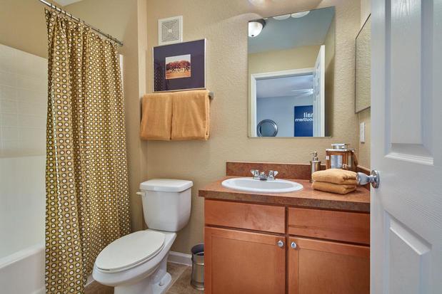 Images Axis Student Living - Statesboro