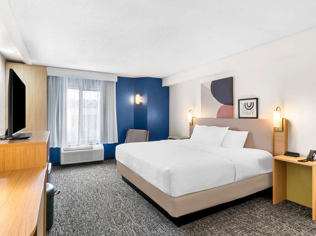 Images Spark by Hilton Augusta