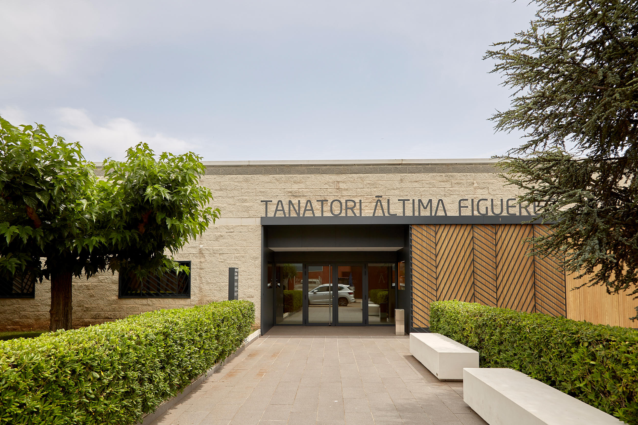 Images Tanatori - Crematori Àltima Figueres