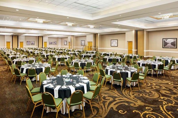 Images Embassy Suites by Hilton Greensboro Airport