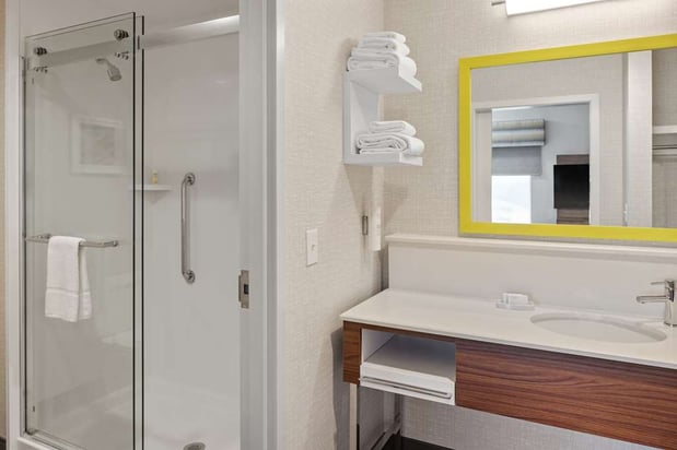 Images Hampton Inn Suites Cincinnati West