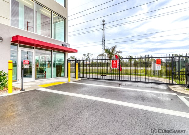 Images CubeSmart Self Storage