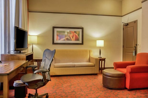 Images Hilton Garden Inn Milwaukee Downtown