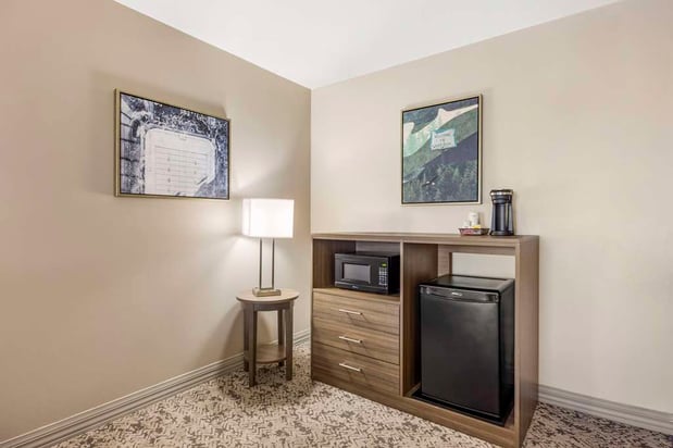 Images Best Western Plus Grand Manor Inn