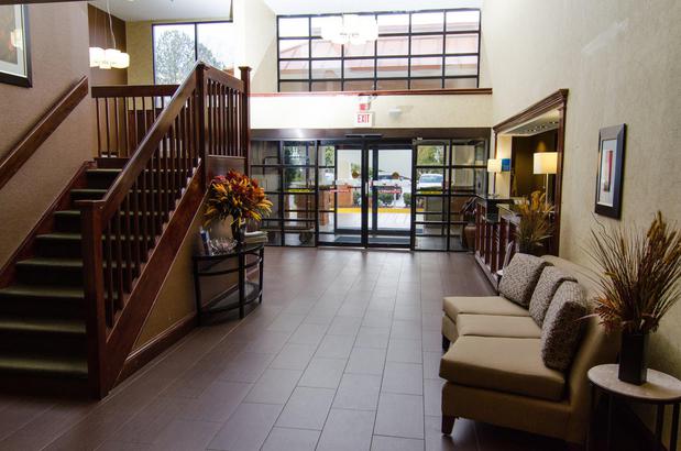 Images Holiday Inn Express & Suites Lexington-Hwy 378, an IHG Hotel