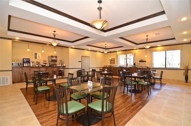 Images Best Western Plus Emory at Lake Fork Inn & Suites
