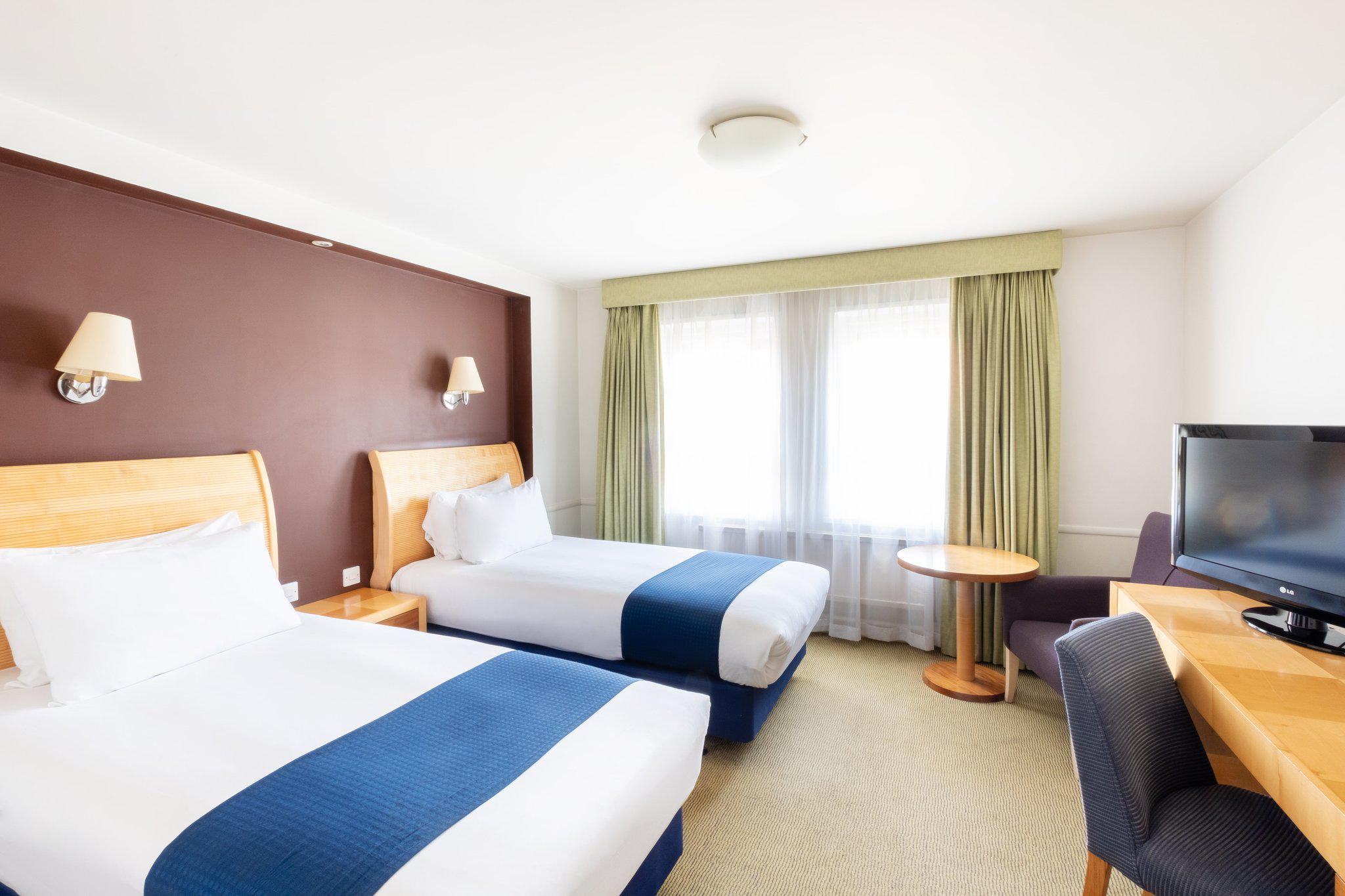 Holiday Inn London - Bexley, an IHG Hotel London 01322 464900