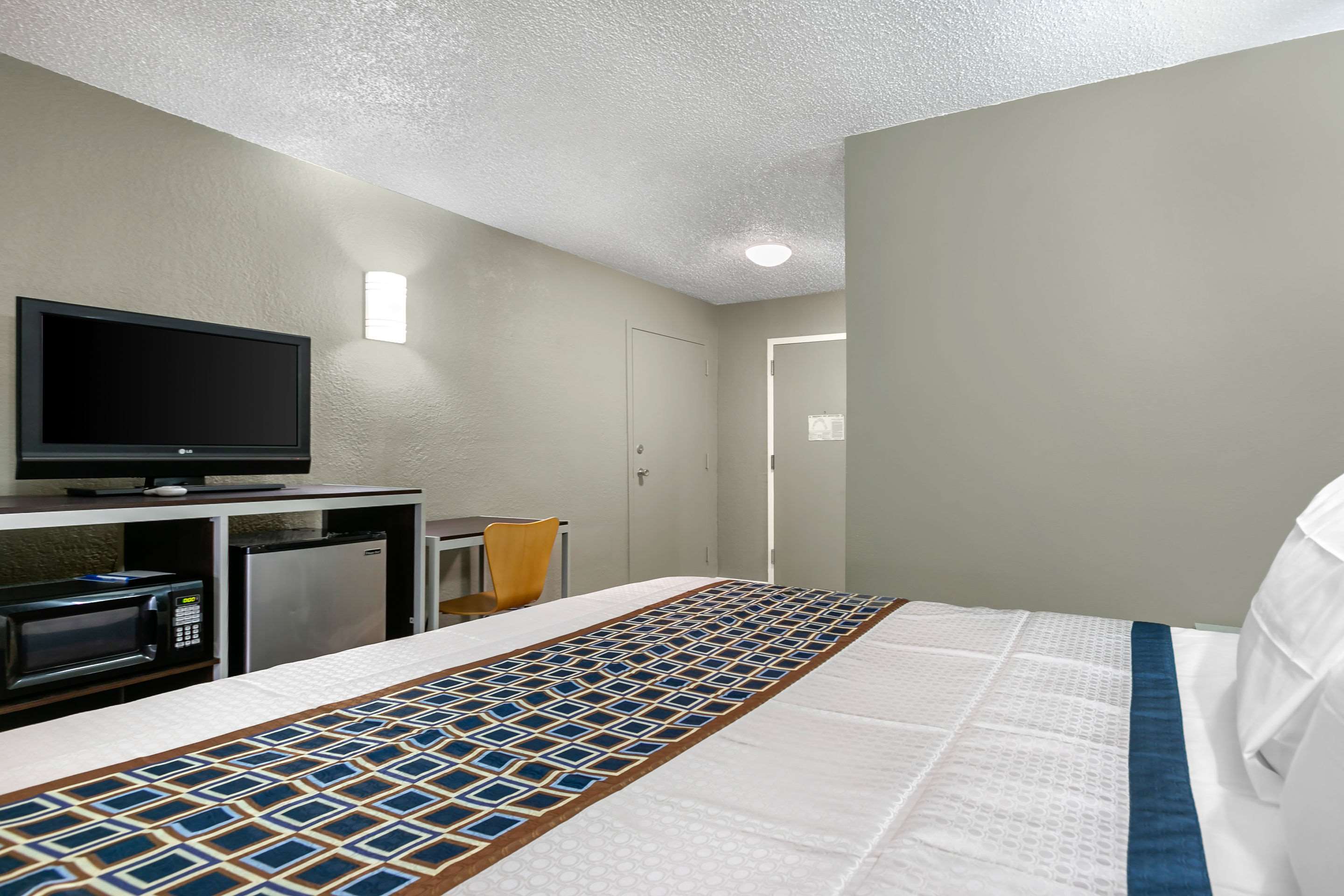 Hotels Near Sesame Place - lwz52q9