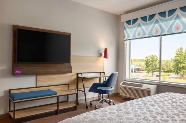 Images Tru by Hilton Charlotte Tyvola I-77