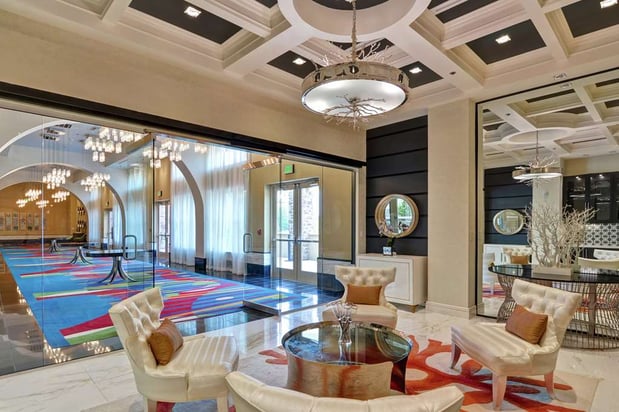 Images Hilton Garden Inn Raleigh /Crabtree Valley
