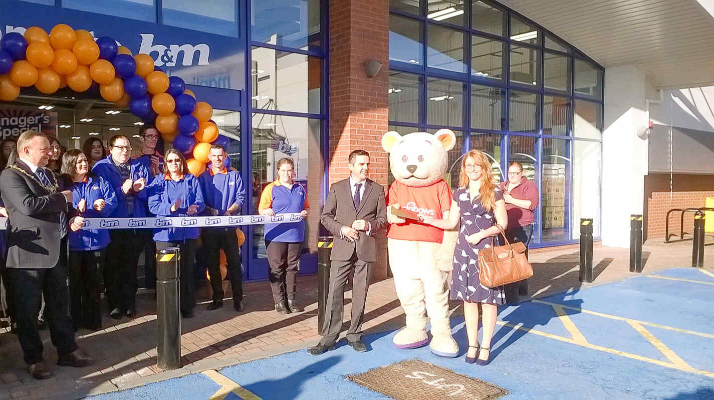 The new Loughborough B&M store opening ceremony.