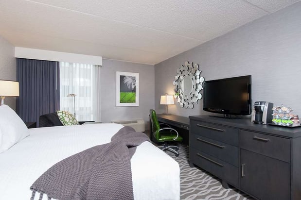 Images DoubleTree by Hilton Hotel Chicago - North Shore Conference Center