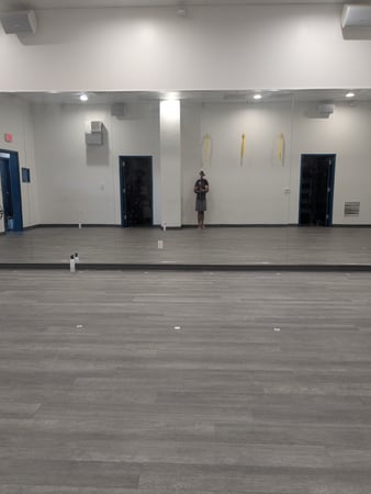 Images YogaSix Porter Ranch