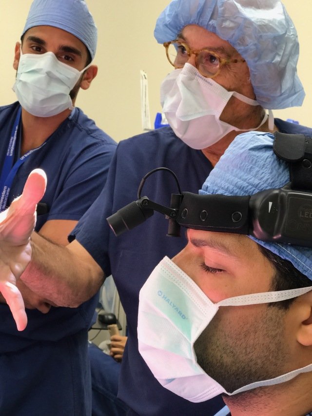 femdom-aesthetic-facial-surgery-mangat-krause-wow