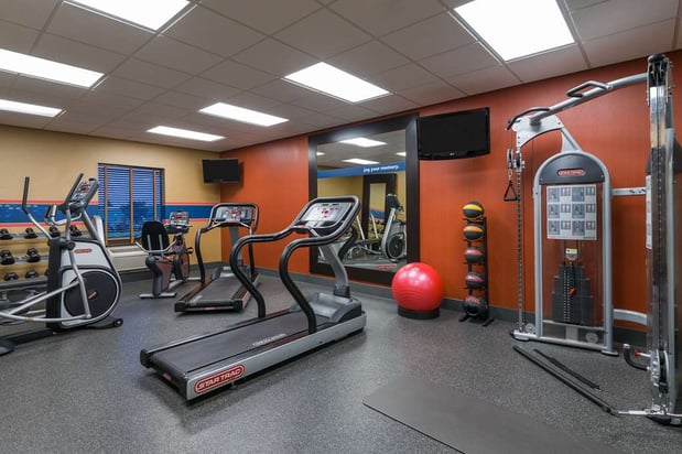 Images Hampton Inn & Suites Peoria at Grand Prairie, IL