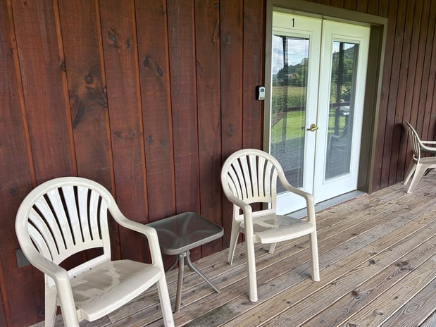 Images Redwood Inn & Suites