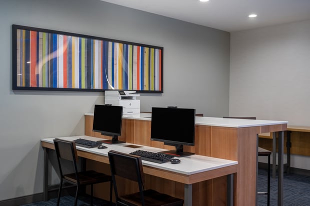 Images Holiday Inn Express & Suites Gilbert – Mesa Gateway Airport by IHG