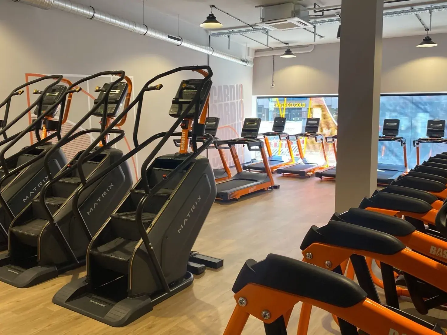 Bilder Basic-Fit 24/7