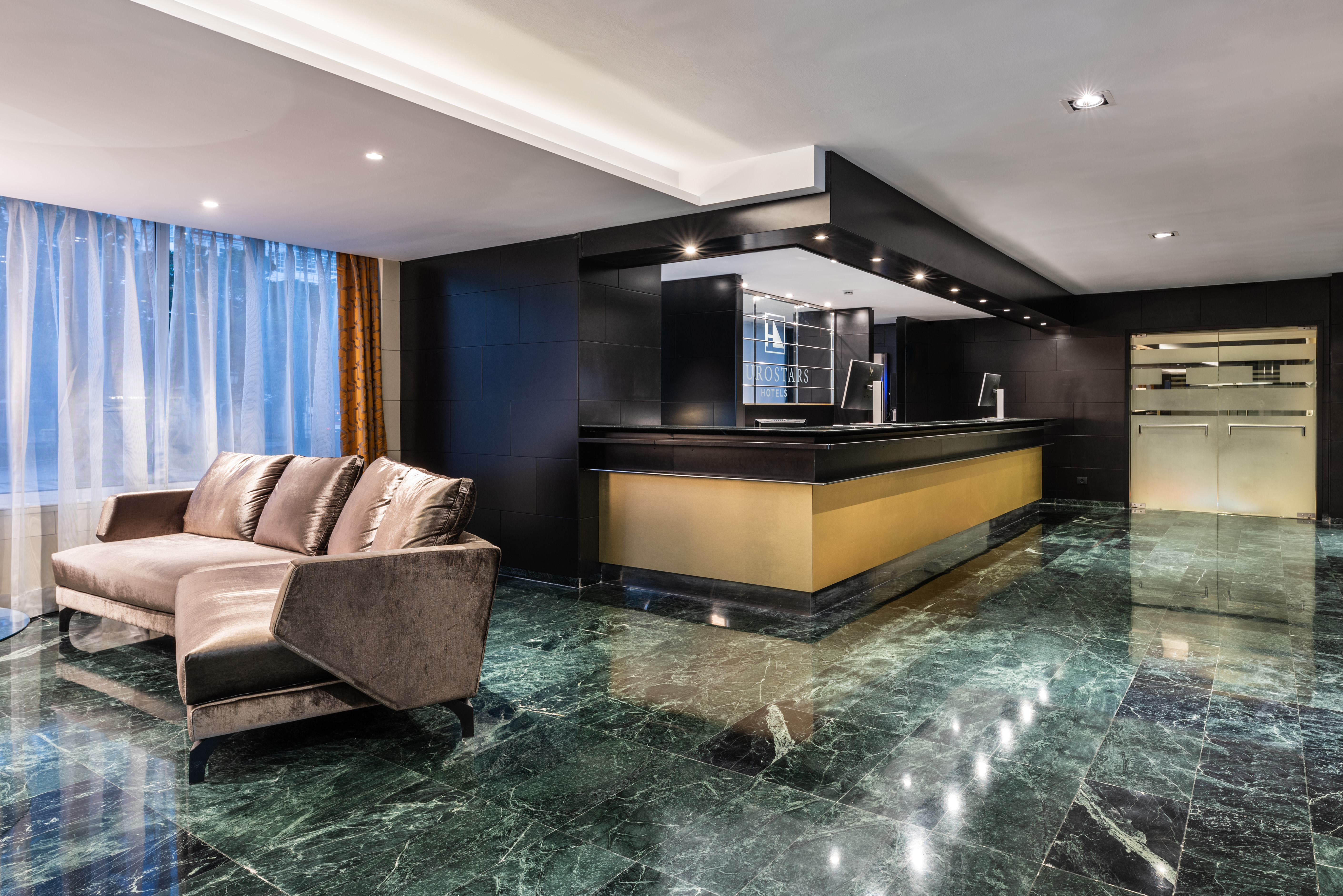 Eurostars Atl&aacute;ntico 37