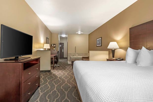 Images Best Western Plus Burleson Inn & Suites