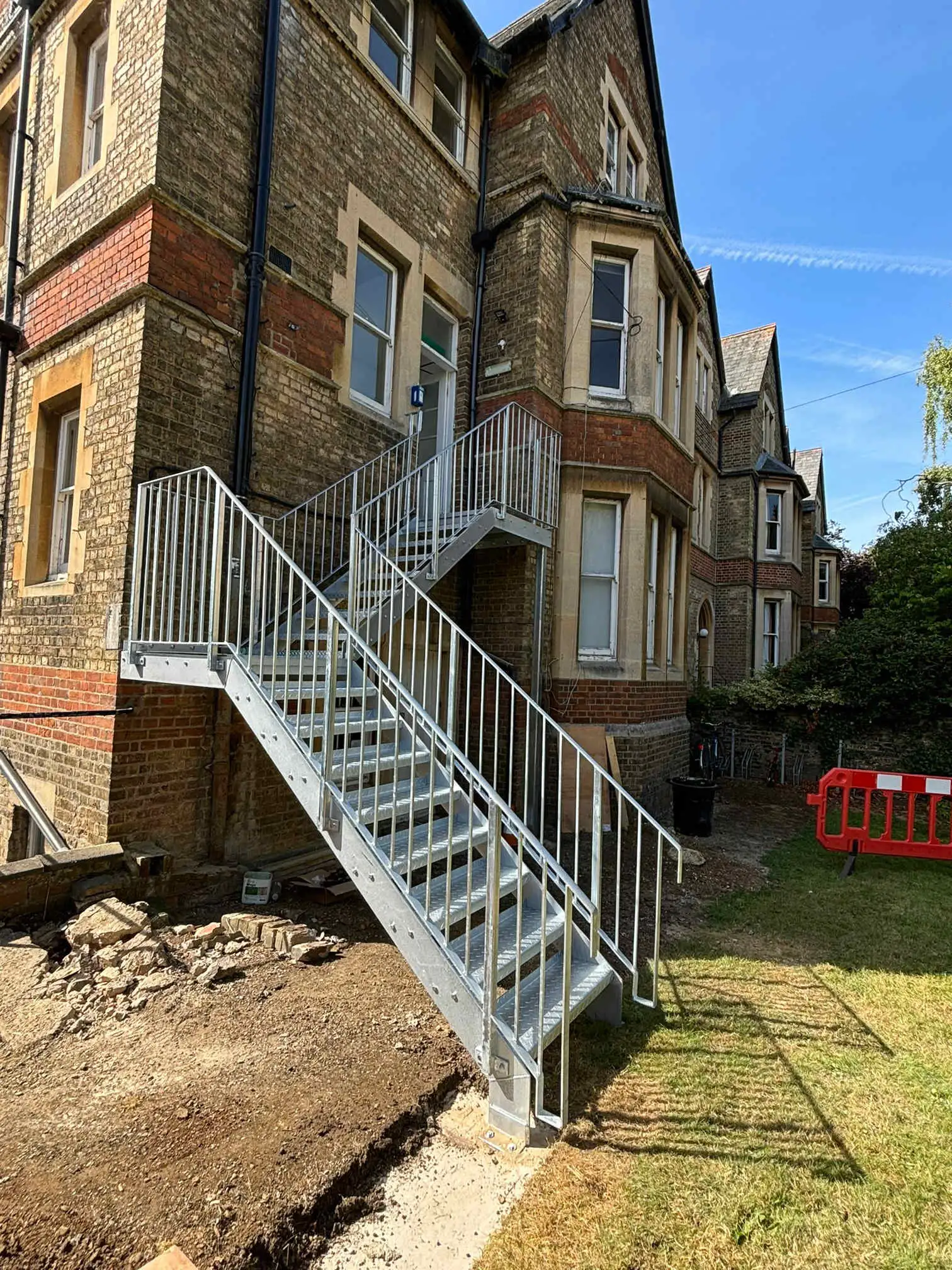 Images Oxford Fabrication Ltd