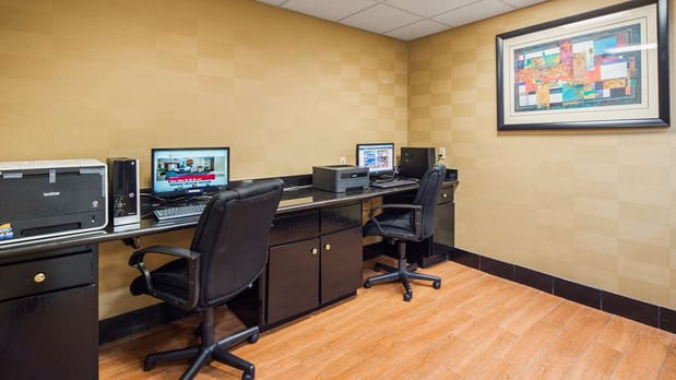 Images Best Western Plus Northwest Inn & Suites