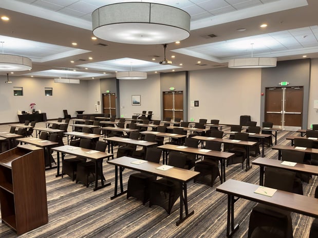 Images Holiday Inn Carlsbad - San Diego by IHG